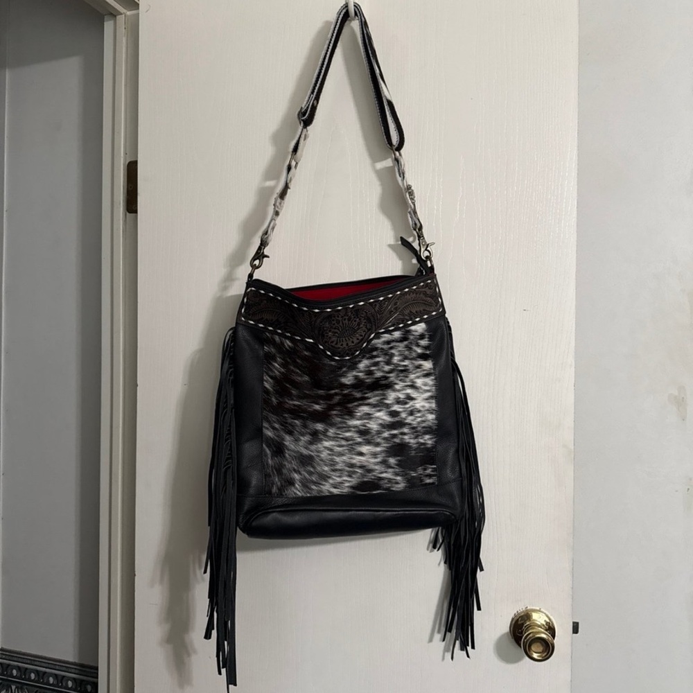 Custom Concealed Carry Cowhide Crossbody